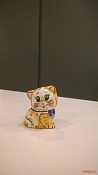 Котенок с синим бантом